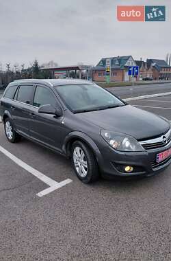 Универсал Opel Astra 2009 в 