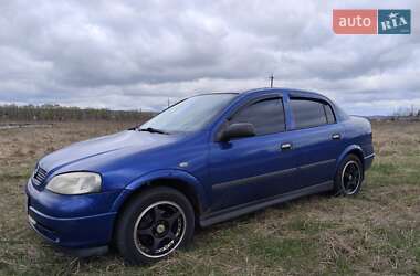 Седан Opel Astra 2008 в 