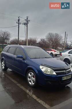 Универсал Opel Astra 2005 в 