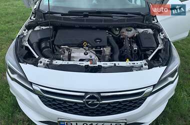 Универсал Opel Astra 2018 в 