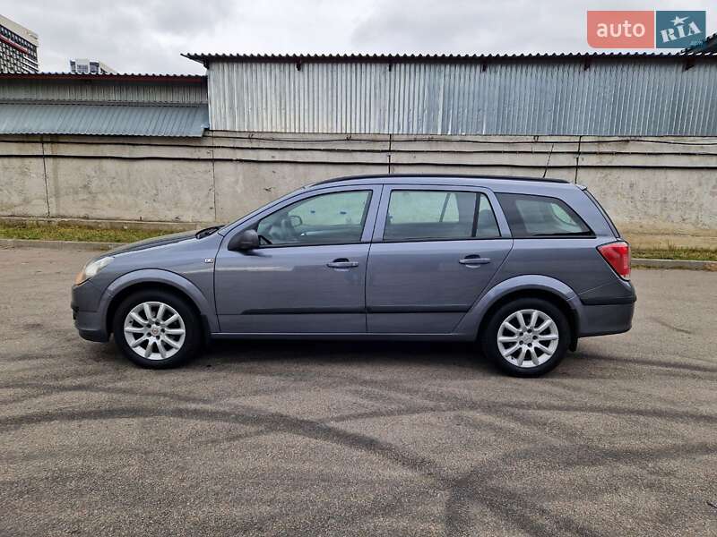 Універсал Opel Astra 2006 в Києві