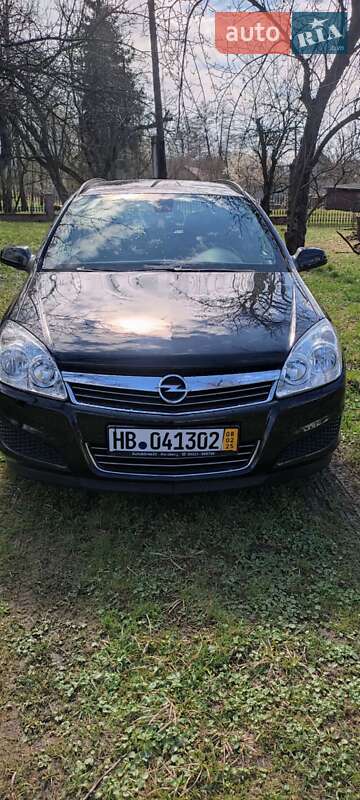 Универсал Opel Astra 2008 в 