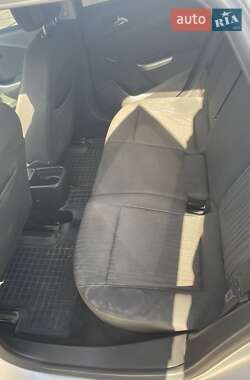 Универсал Opel Astra 2011 в 