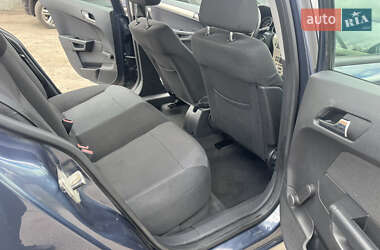 Хэтчбек Opel Astra 2008 в 