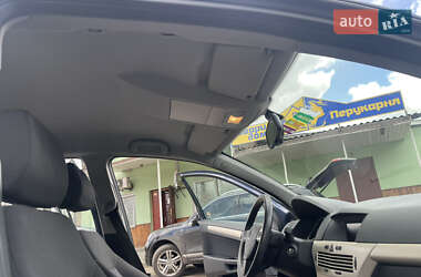 Хэтчбек Opel Astra 2008 в 