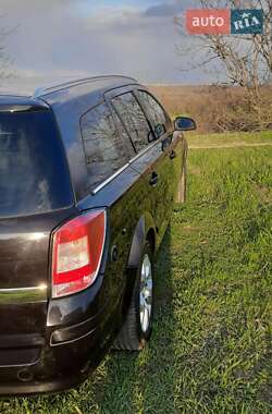 Универсал Opel Astra 2008 в 