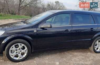 Универсал Opel Astra 2008 в 