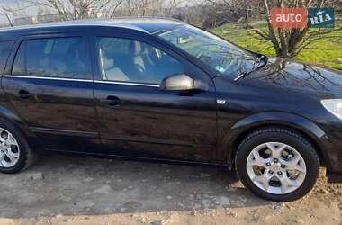 Универсал Opel Astra 2008 в 