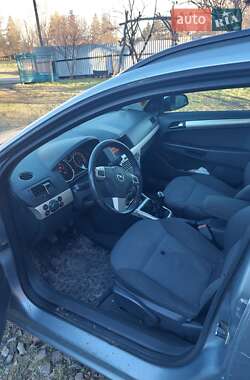 Универсал Opel Astra 2008 в 