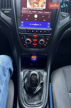 Универсал Opel Astra 2011 в 