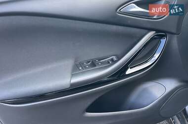Универсал Opel Astra 2018 в 