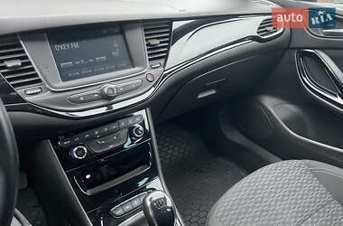 Универсал Opel Astra 2018 в 