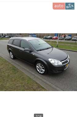Универсал Opel Astra 2009 в 
