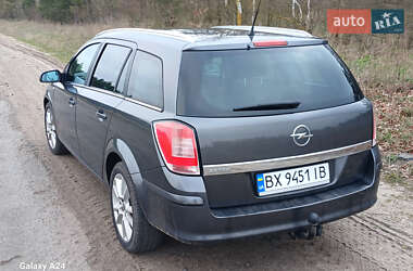Универсал Opel Astra 2009 в 