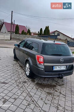 Универсал Opel Astra 2009 в 