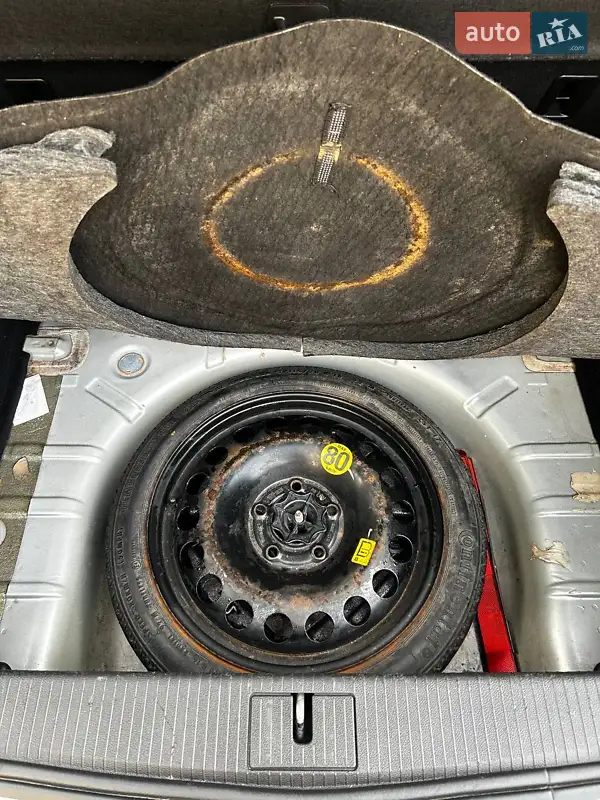 Хетчбек Opel Astra 2010 в 