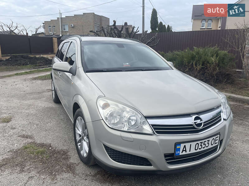 Универсал Opel Astra 2007 в 