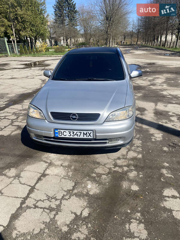 Седан Opel Astra 2002 в 