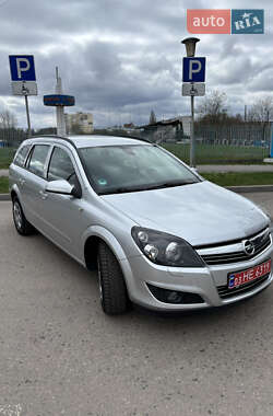 Универсал Opel Astra 2008 в 