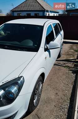 Универсал Opel Astra 2009 в 