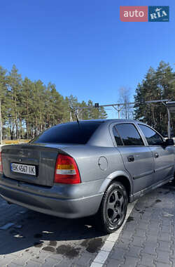 Седан Opel Astra 2009 в 