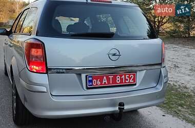 Универсал Opel Astra 2009 в 