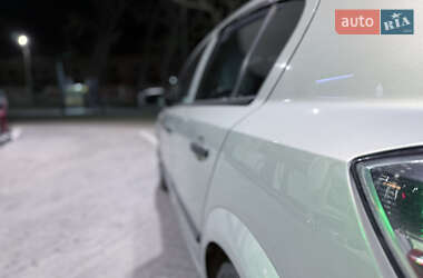Хэтчбек Opel Astra 2008 в 