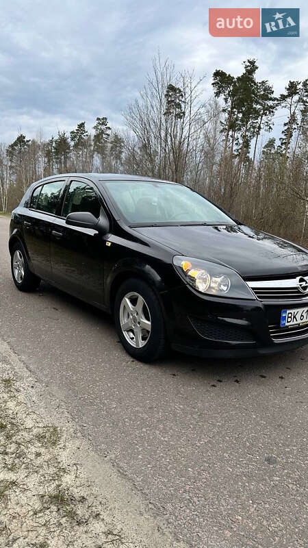 Хетчбек Opel Astra 2009 в Костопілі