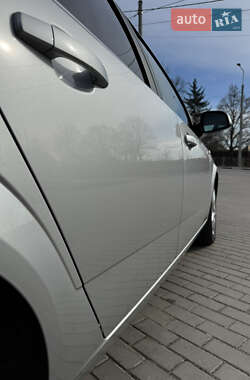 Универсал Opel Astra 2010 в 