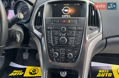 Універсал Opel Astra 2011 в 