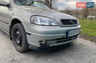 Седан Opel Astra 2006 в 