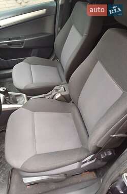 Седан Opel Astra 2008 в 