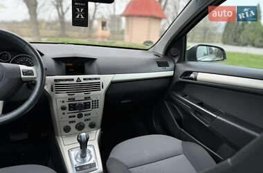 Універсал Opel Astra 2008 в 
