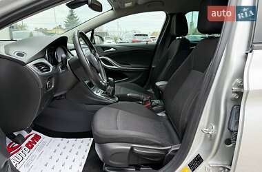 Универсал Opel Astra 2018 в 