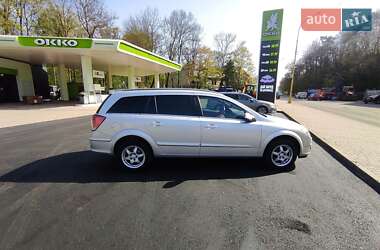 Універсал Opel Astra 2004 в 