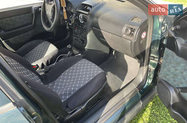 Седан Opel Astra 1999 в 