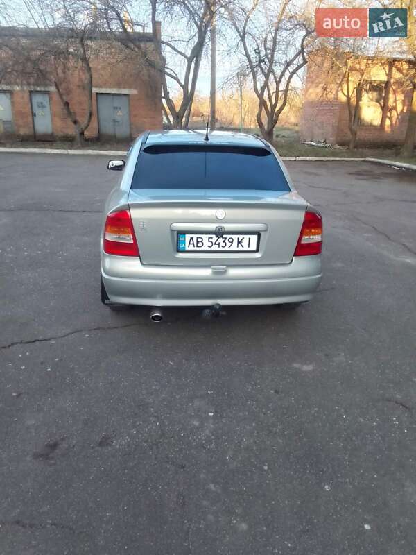 Седан Opel Astra 2007 в Хмельнике