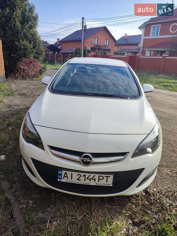 Седан Opel Astra 2020 в Киеве