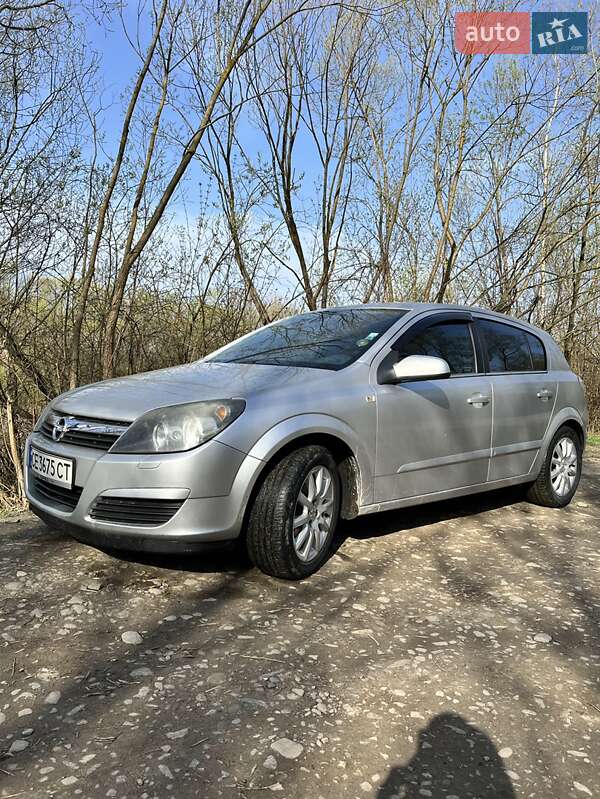 Хетчбек Opel Astra 2004 в Чернівцях фото 14 Хетчбек Opel Astra 2004 в Чернівцях