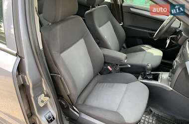 Универсал Opel Astra 2006 в 