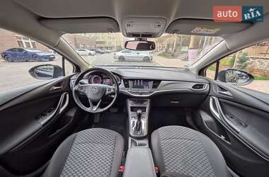Хэтчбек Opel Astra 2018 в 