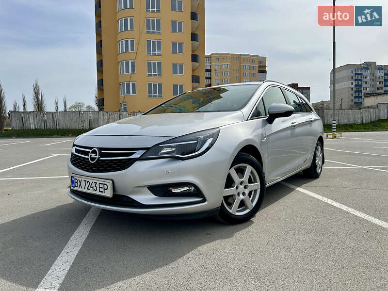 Универсал Opel Astra 2016 в 