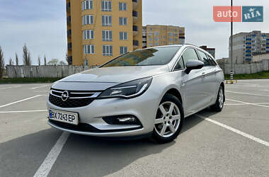 Универсал Opel Astra 2016 в 