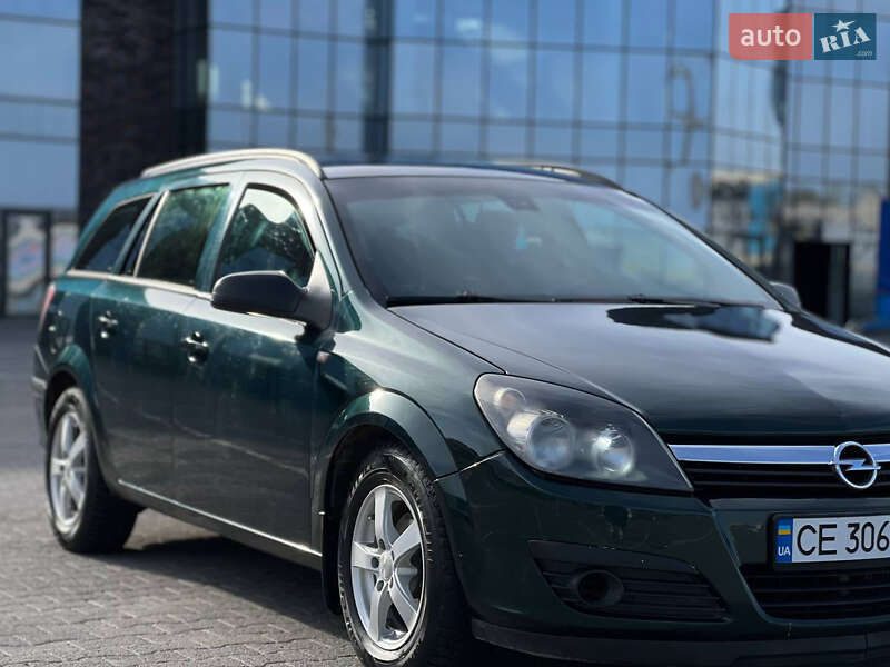 Универсал Opel Astra 2005 в Черновцах