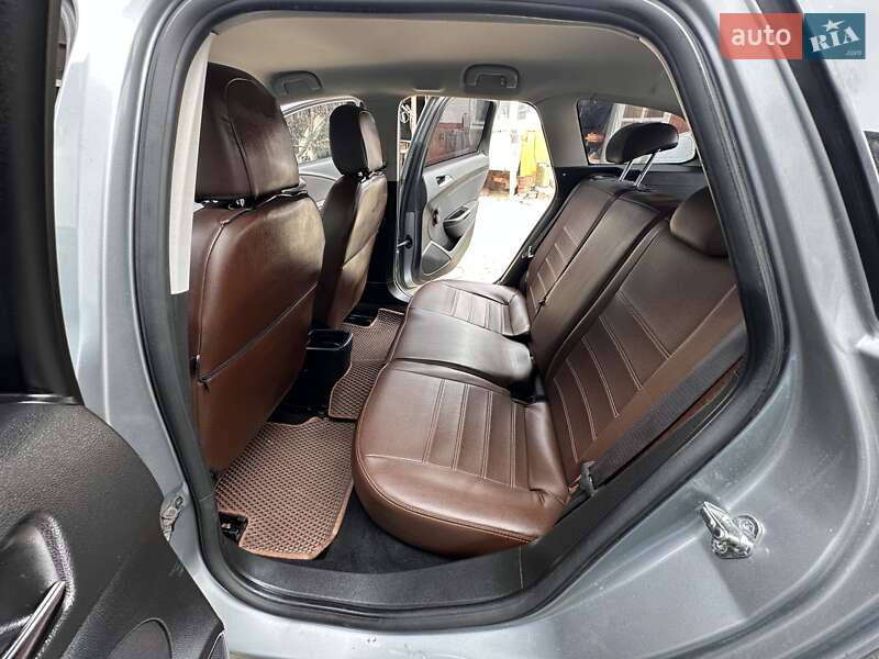 Універсал Opel Astra 2012 в Косові