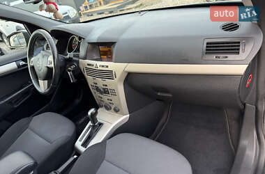 Универсал Opel Astra 2008 в 
