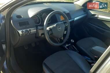 Универсал Opel Astra 2009 в 