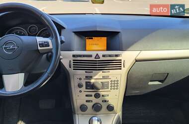 Универсал Opel Astra 2007 в 