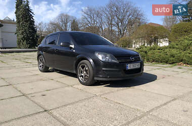 Хетчбек Opel Astra 2005 в 