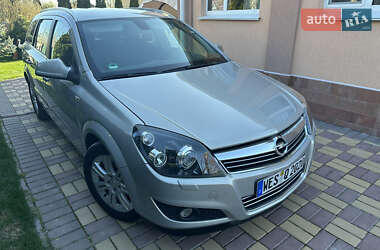 Универсал Opel Astra 2009 в 